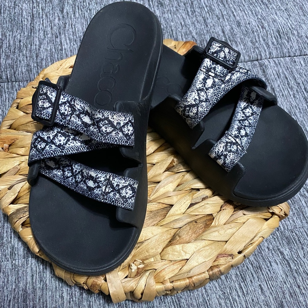 Chaco Chillos Slide